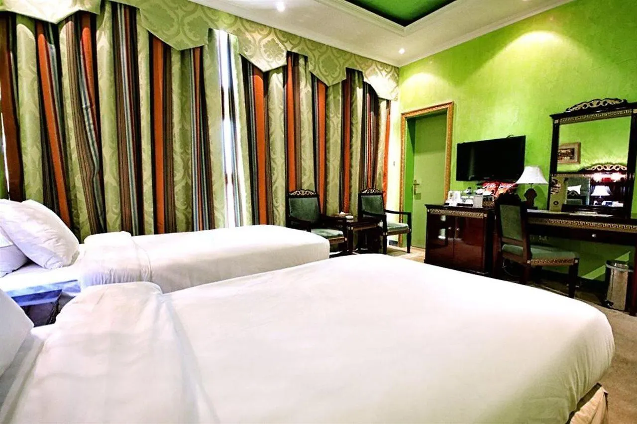 Ag Hotel Abu Zabi 3*,
